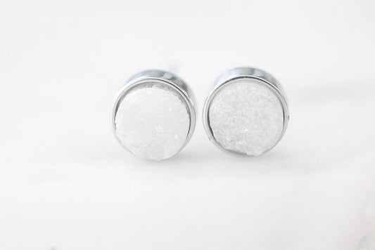 Regal Collection - Silver Pearl Stud Earrings