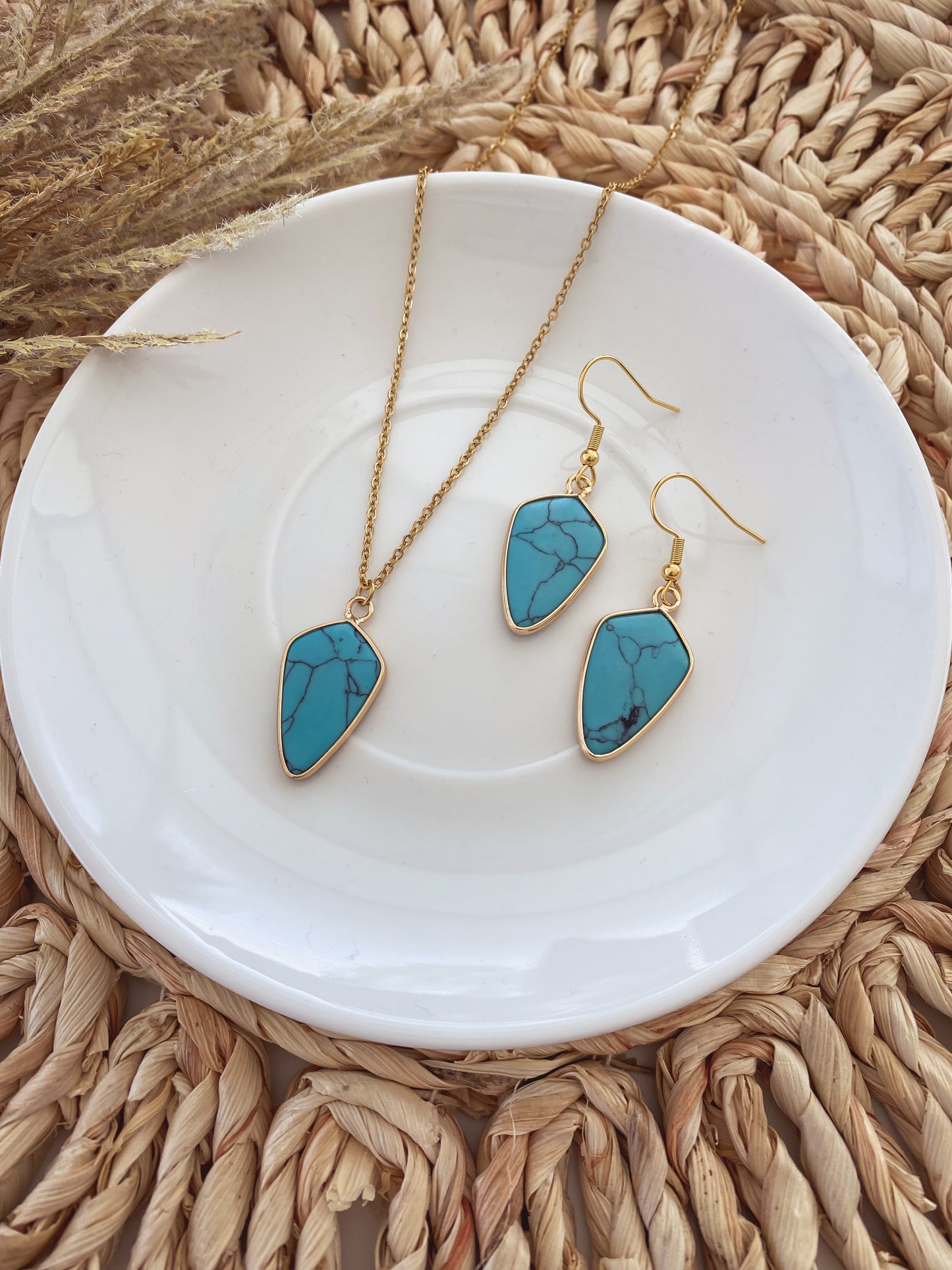 Ivy Collection - Turquoise Earrings